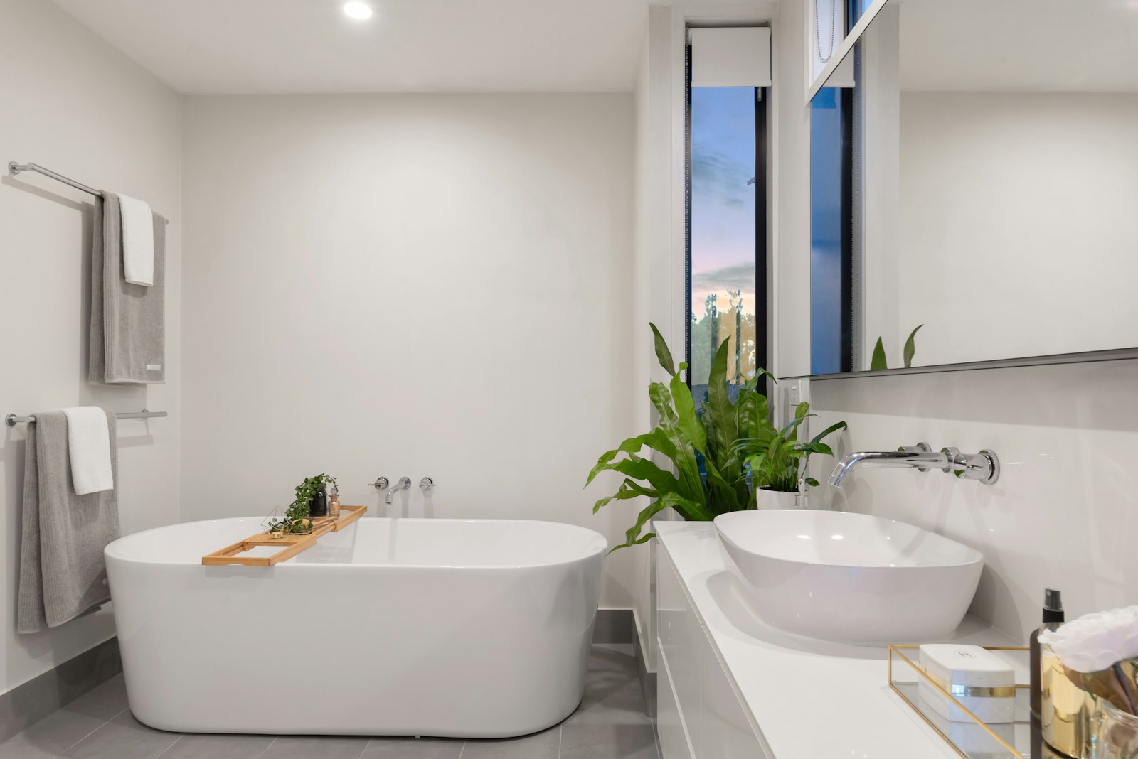 Winter bath mineral pages
